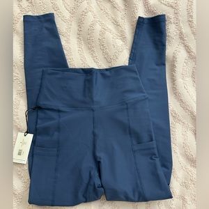 We wore what high rise leggings with pockets size small new with tags